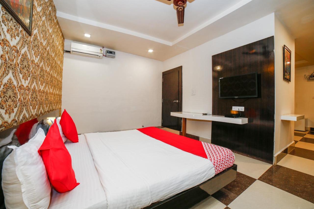 Oyo 35769 Hotel Rishabh Jhānsi Εξωτερικό φωτογραφία