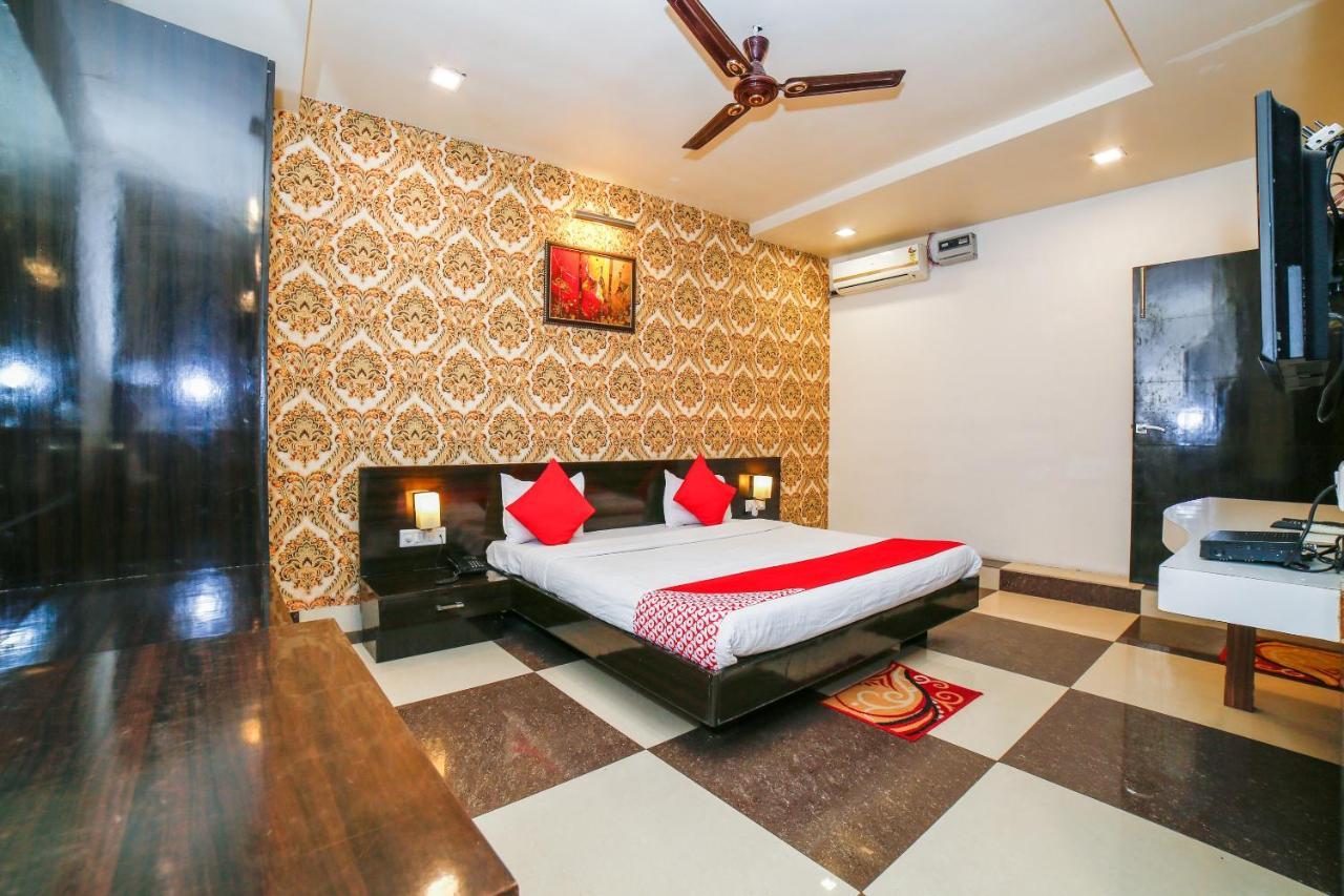 Oyo 35769 Hotel Rishabh Jhānsi Εξωτερικό φωτογραφία