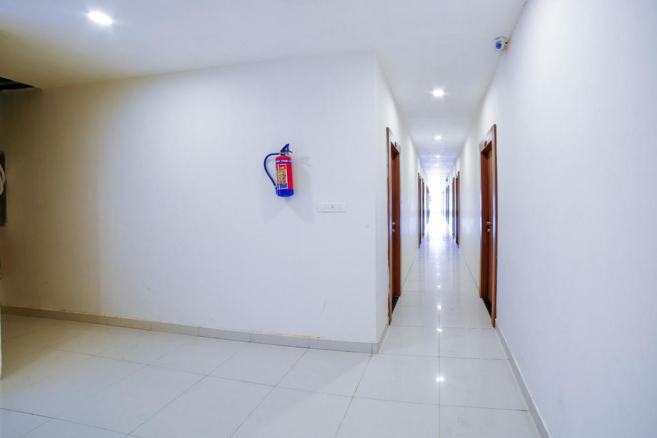 Oyo 35769 Hotel Rishabh Jhānsi Εξωτερικό φωτογραφία
